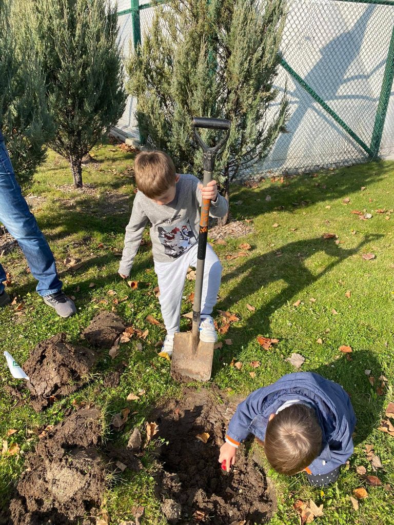 126245513_2000407913443847_2670707955951045188_n-1